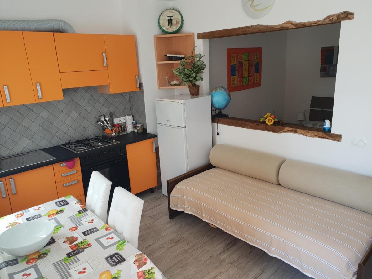 Magliolo Casa Vacanze L'Agrifoglio Bed & Breakfast エクステリア 写真