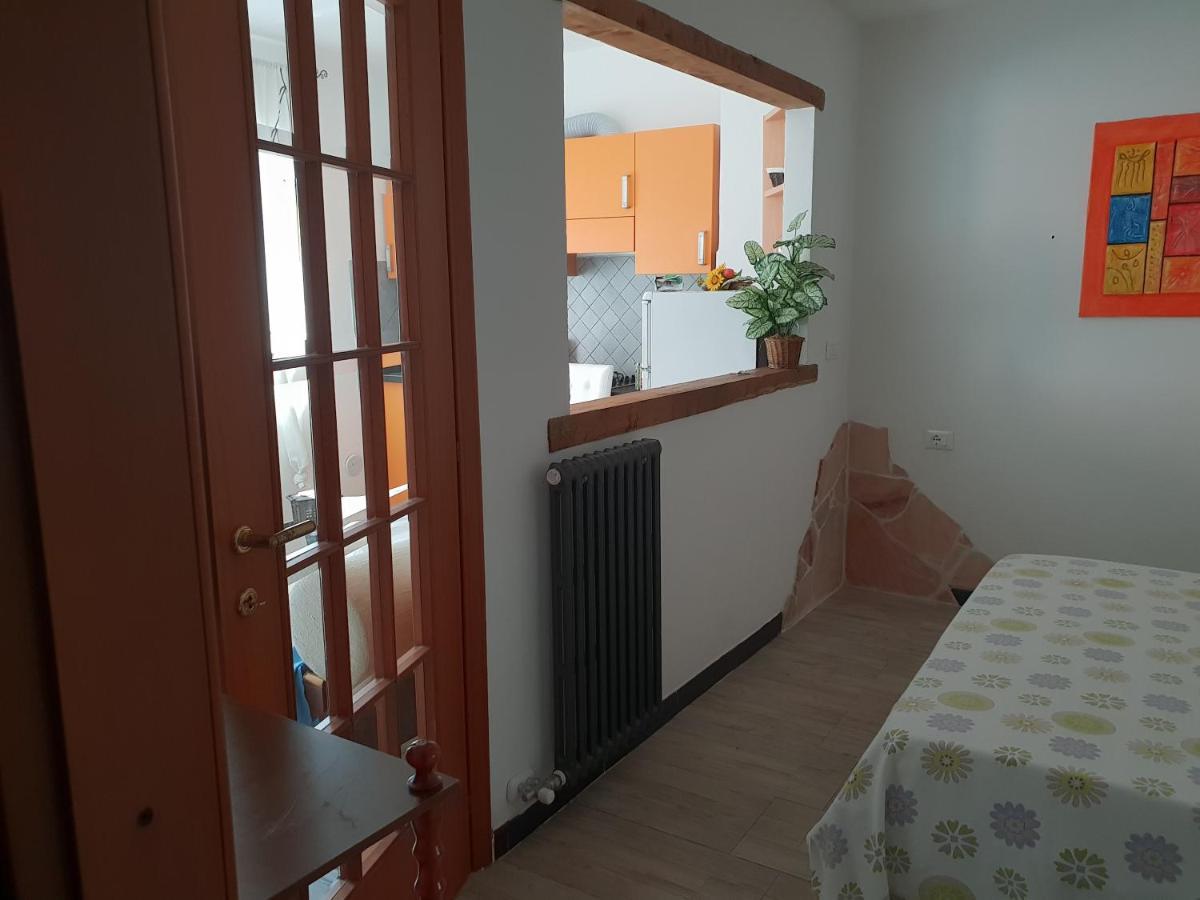 Magliolo Casa Vacanze L'Agrifoglio Bed & Breakfast エクステリア 写真