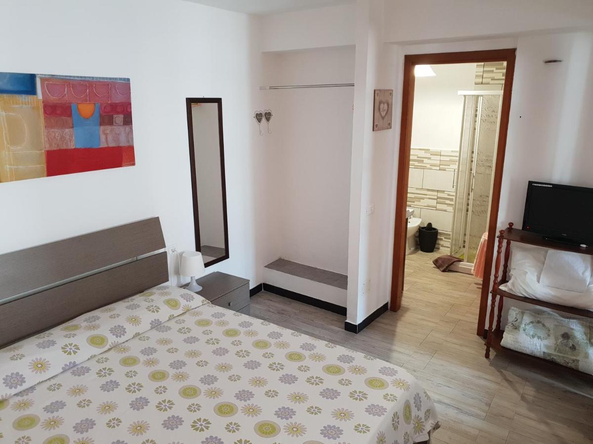 Magliolo Casa Vacanze L'Agrifoglio Bed & Breakfast エクステリア 写真