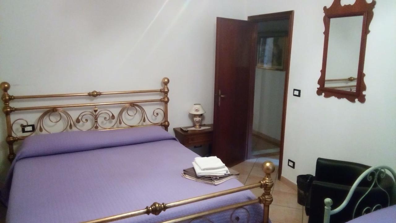 Magliolo Casa Vacanze L'Agrifoglio Bed & Breakfast エクステリア 写真