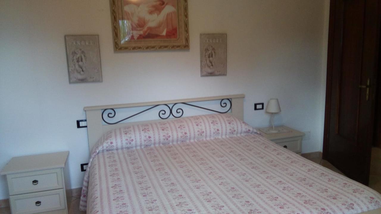 Magliolo Casa Vacanze L'Agrifoglio Bed & Breakfast エクステリア 写真