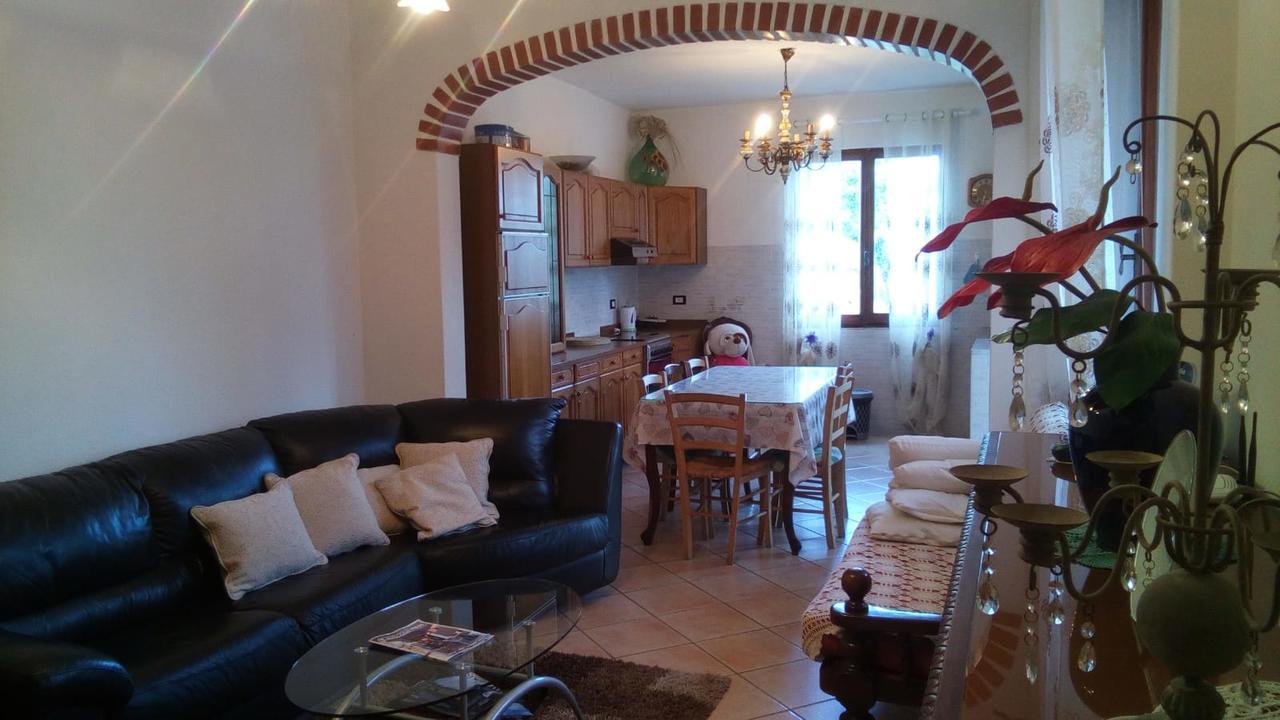 Magliolo Casa Vacanze L'Agrifoglio Bed & Breakfast エクステリア 写真