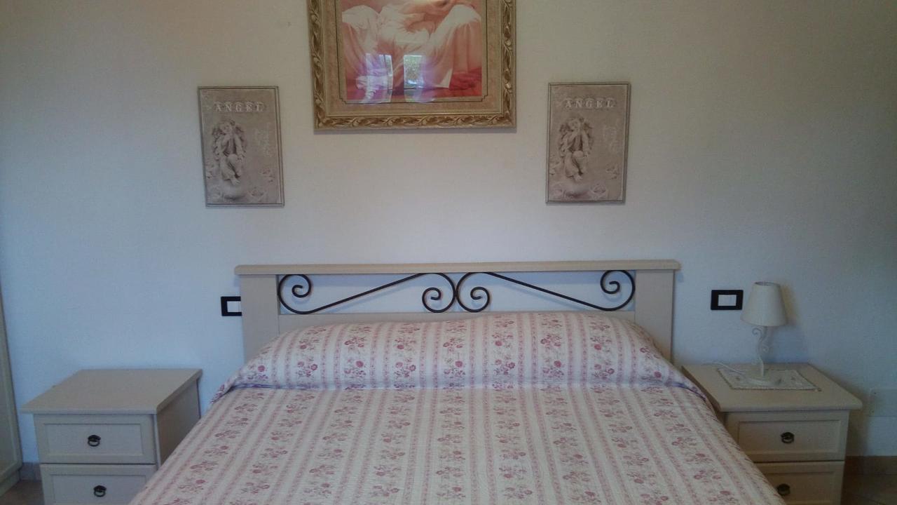 Magliolo Casa Vacanze L'Agrifoglio Bed & Breakfast エクステリア 写真