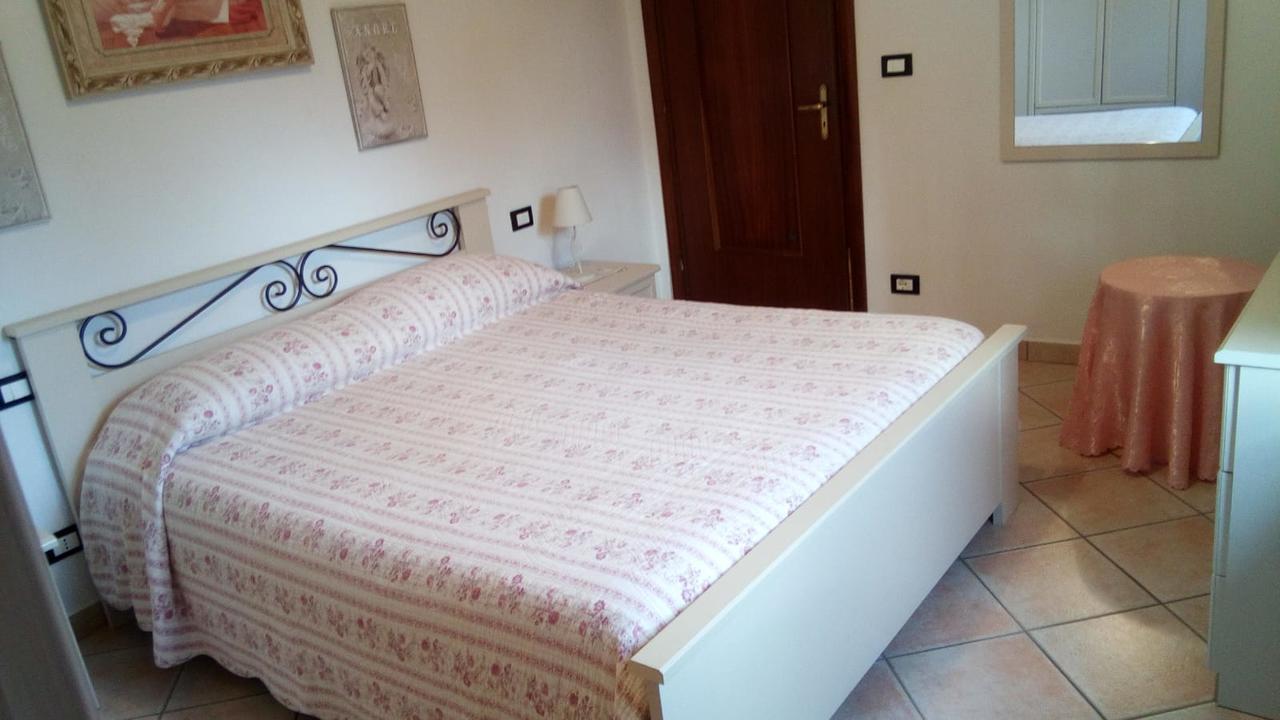 Magliolo Casa Vacanze L'Agrifoglio Bed & Breakfast エクステリア 写真